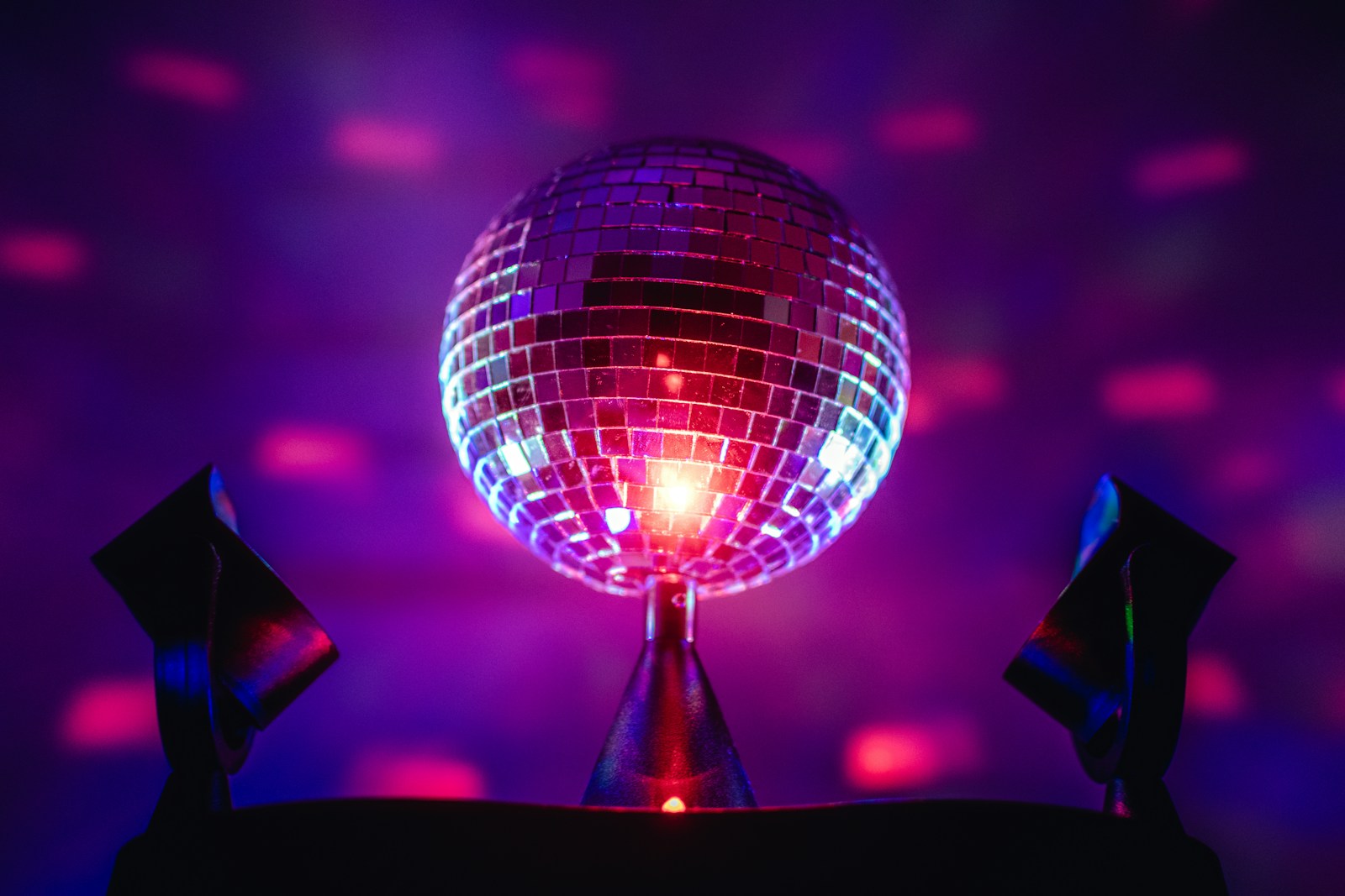 Disco House The Return of Light in Dark Times 1 Disco House Story