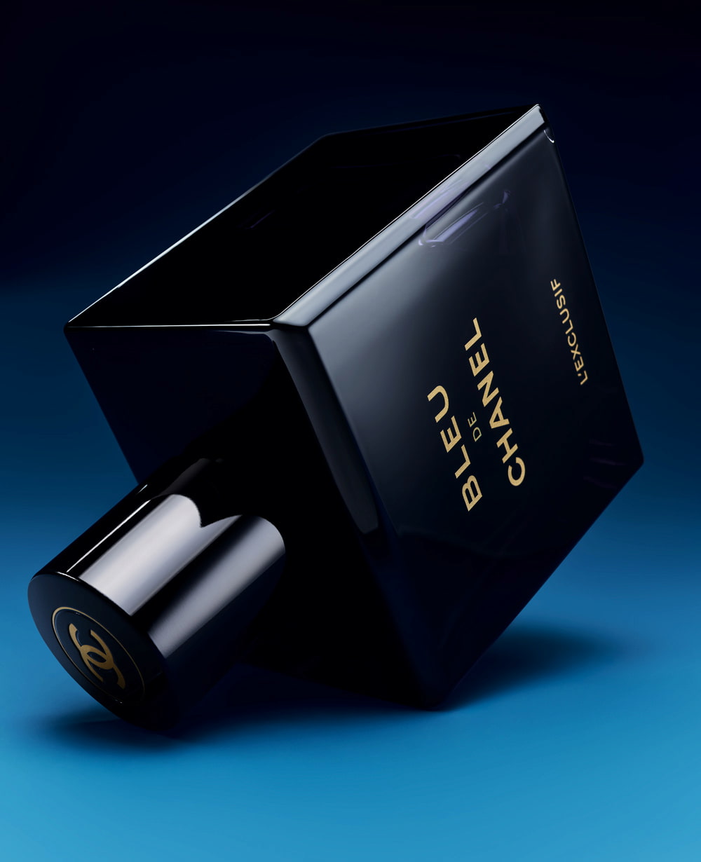 BLEU CHANEL L'EXCLUSIF bottle design
