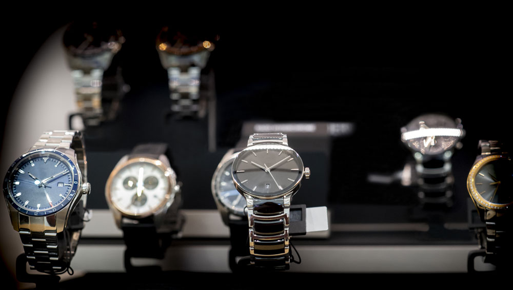 A Handy Guide To Shopping For Your First Luxury Watch | Luxury Activist