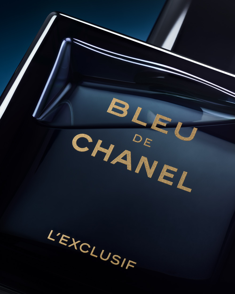 Interview with Olivier Polge, In-House Perfumer Creator at CHANEL. 4 BLEU DE CHANEL L'EXCLUSIF