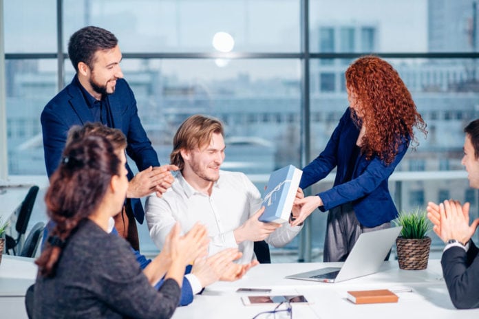 Business-gifts-guide-ideas-blog