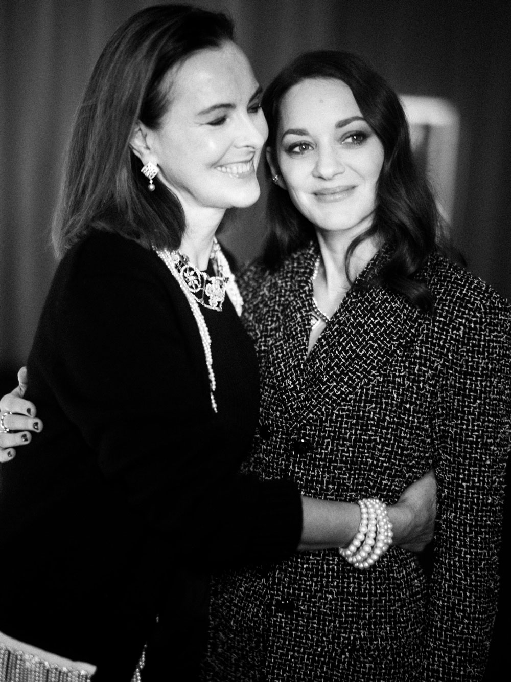 Carole-Bouquet-Marion-Cotillard