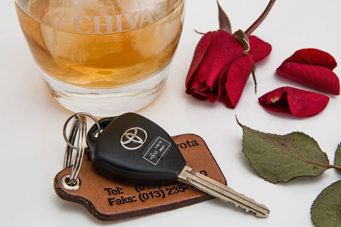 Driving-drunk-guide-help