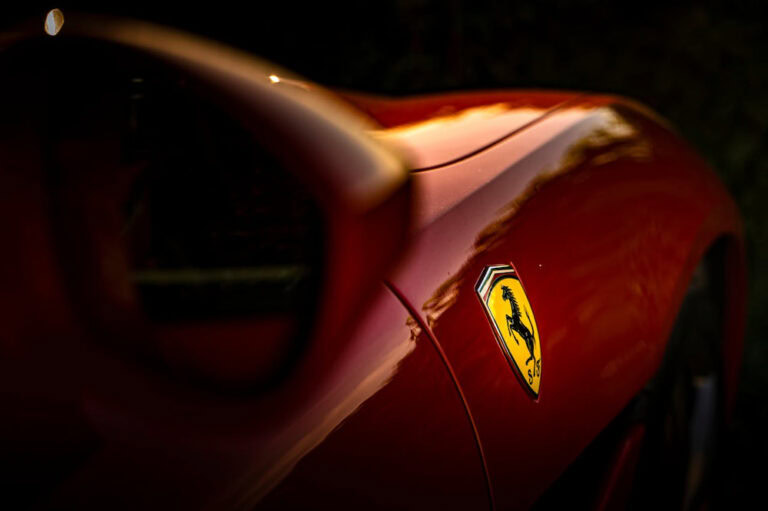 Ferrari in Switzerland: a fast-growing luxury market