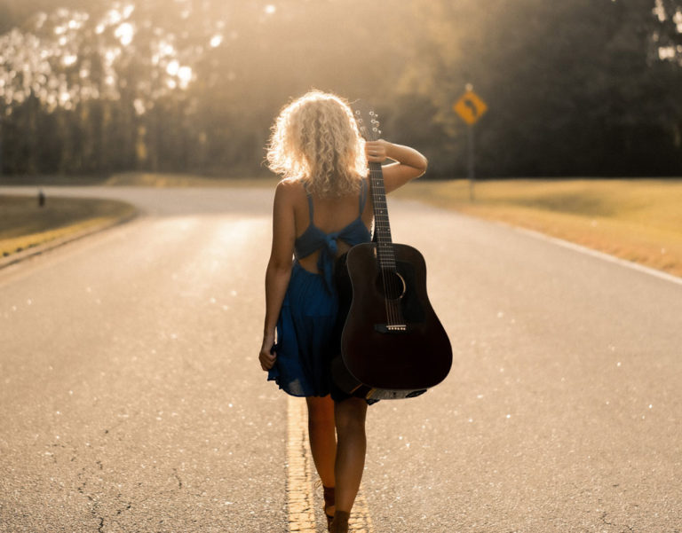 Guitar-while-traveling