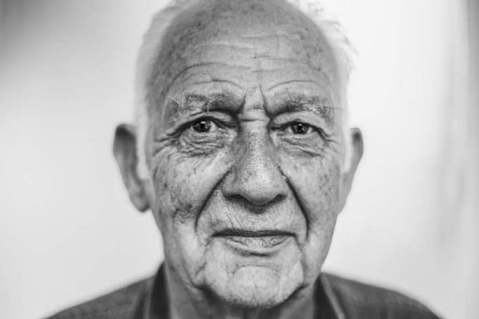 Keep-elegant-while-older