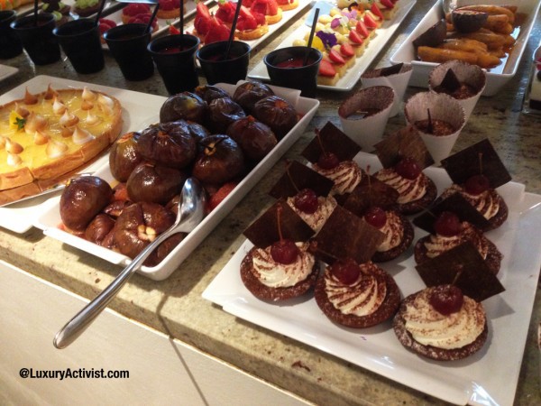 Lausanne-Palace-Cote-Jardin-sunday-brunch-deserts