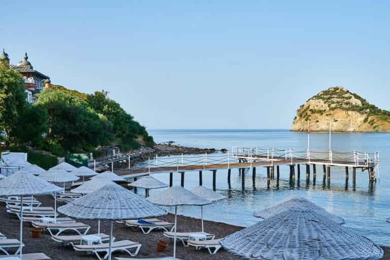 Luxury destinations: 10 confidential places to discover in 2025