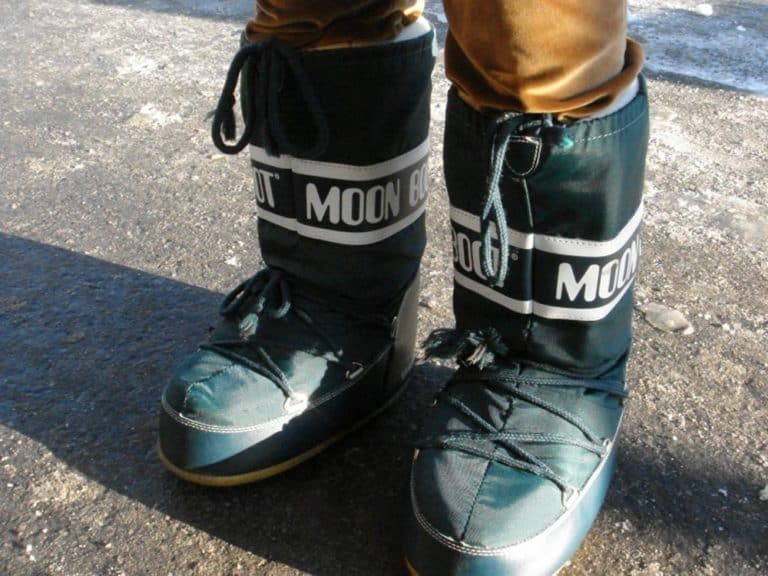 Why is Moon Boot the Must-Have Shoe This Winter?