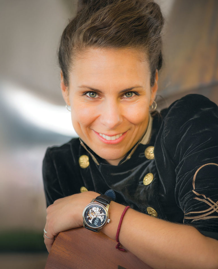 PHANEE-DE-POOL-watch-CLAUDE-MEYLAN-collaboration