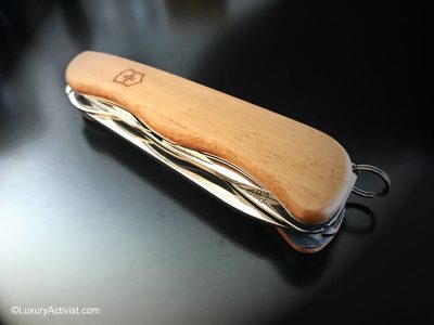 Victorinox Forester Wood 2017, full review.