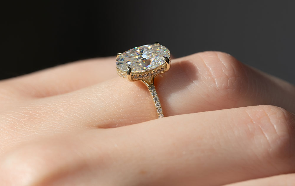 Top 5 Best Sellers – Oval-Shaped Engagement Rings | Luxury Activist