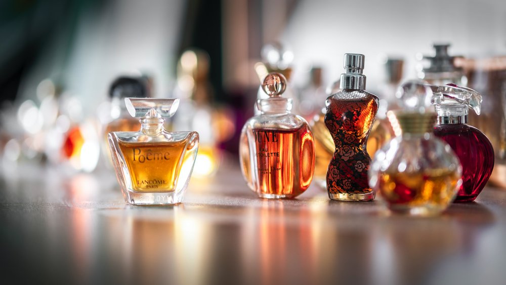 The Craftsmanship Behind Luxurious Fragrance Making