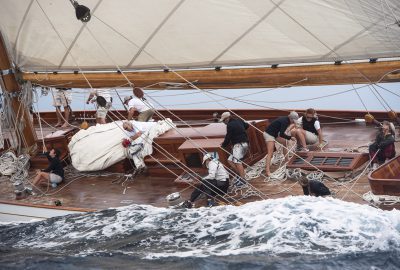 Step aboard S/Y ELENA for the Cannes Regatta 2017