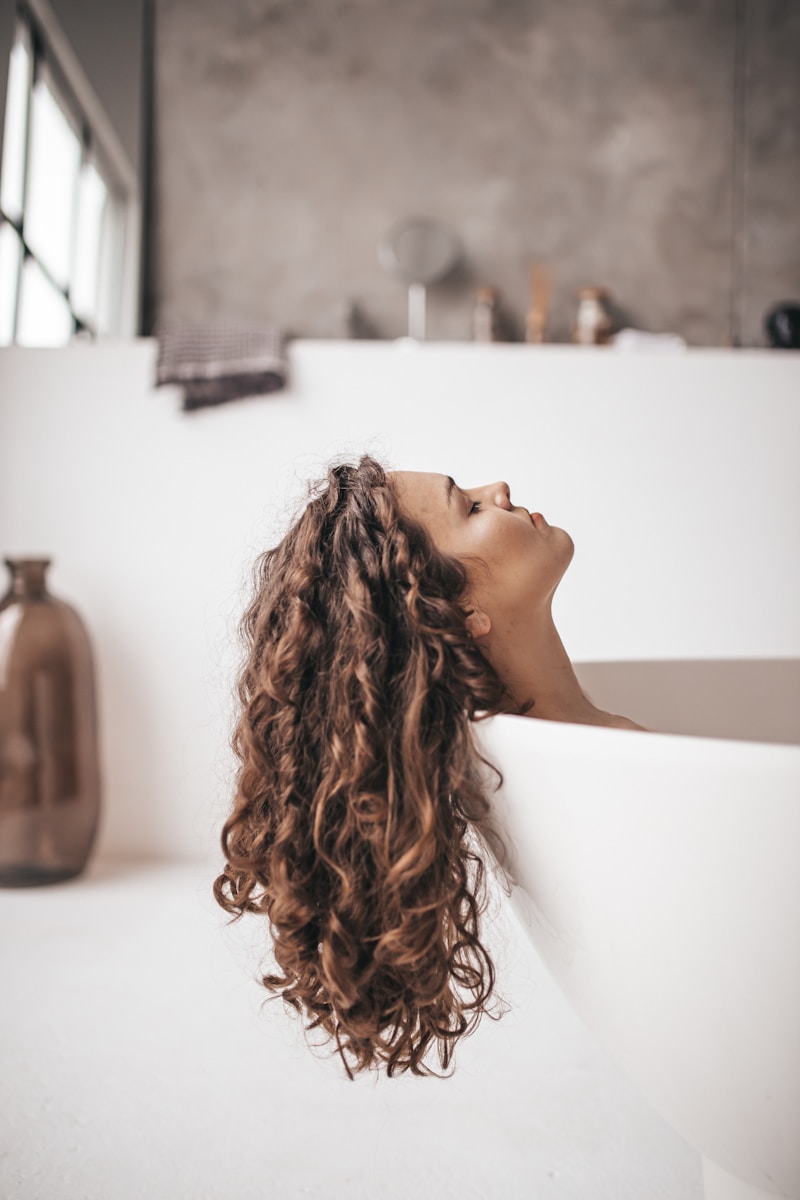 5 Expert Secrets of Post-Summer Hair Care for Beautiful Lengths 3 post-summer hair care tips