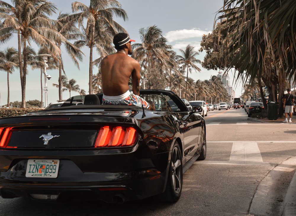 luxury-cars-florida-guide