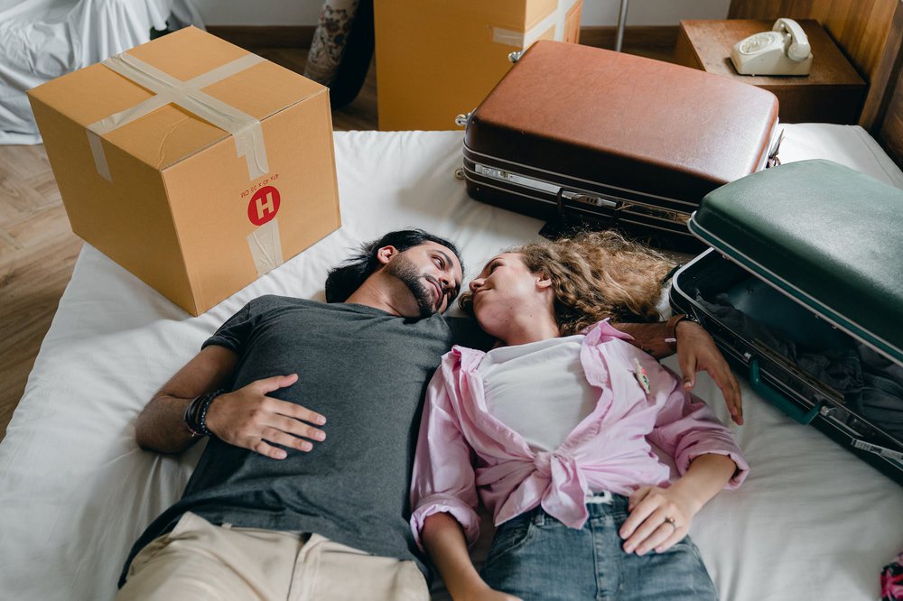 Relocating? How to Move House in Style. 2 moving-relocating-houses-guide