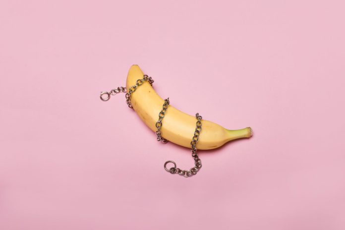 chain wrapped on a banana