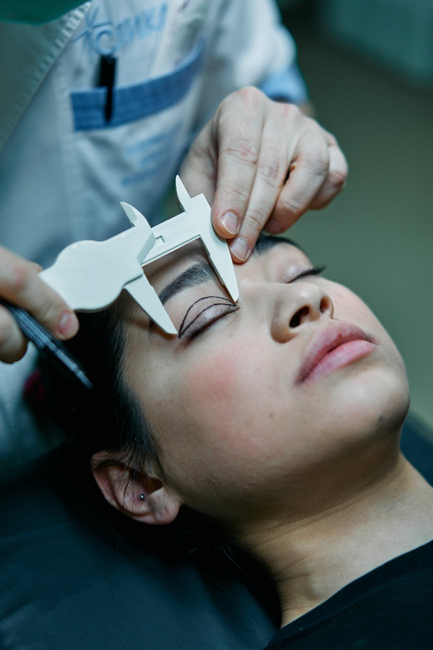 Plastic-surgery-young-people
