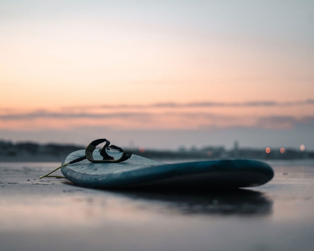 Surfing: How To Find The Right Gear To Fit Your Needs 1 surf.gear-guide