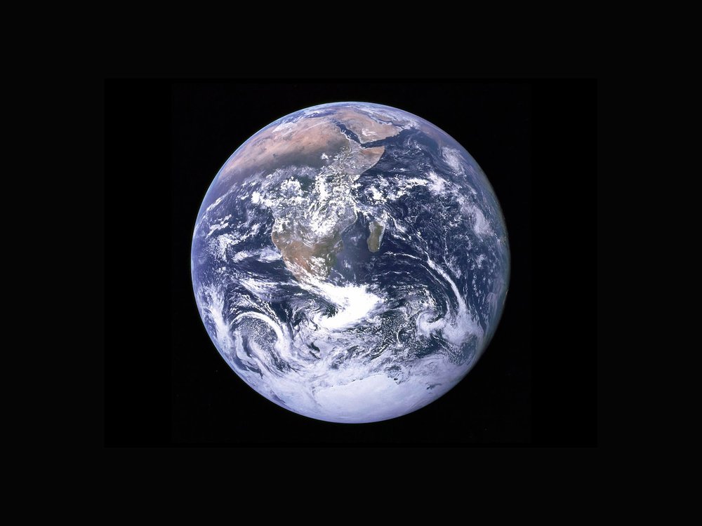 Planet-Earth-Metaverse