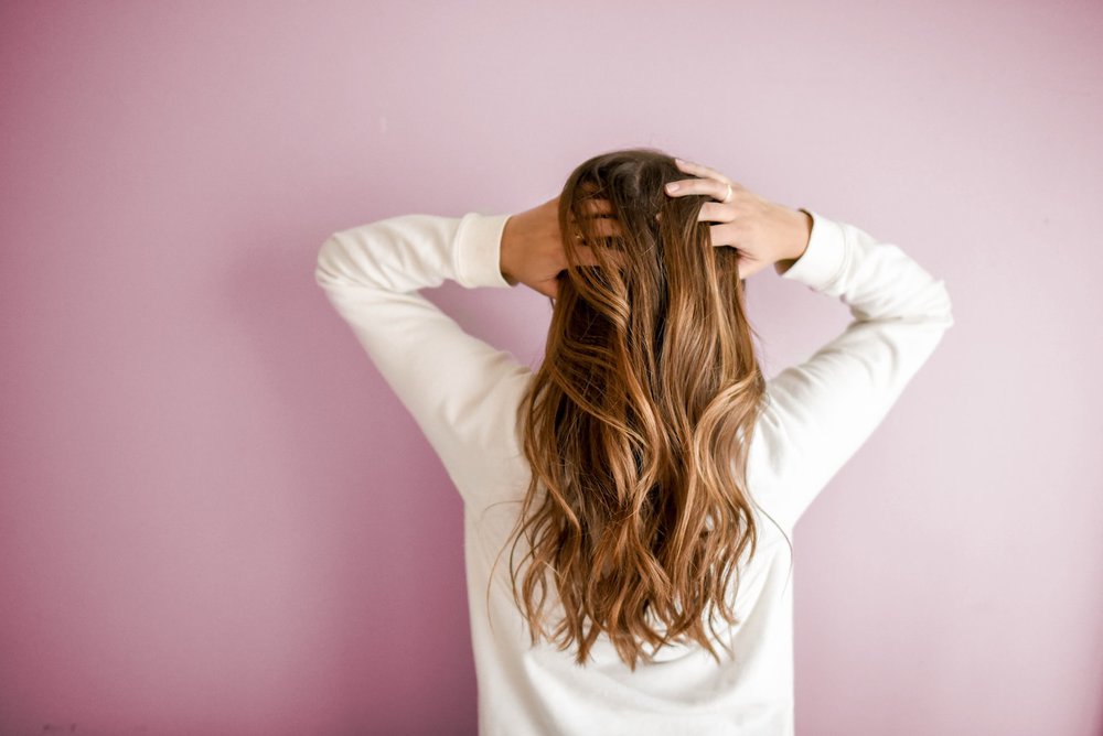 Hydration vs Moisture: What Does Your Dry Hair Want?