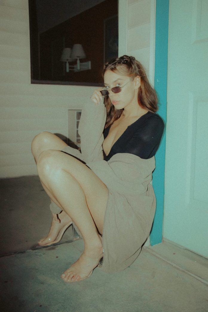 Clear-heels-with-strap