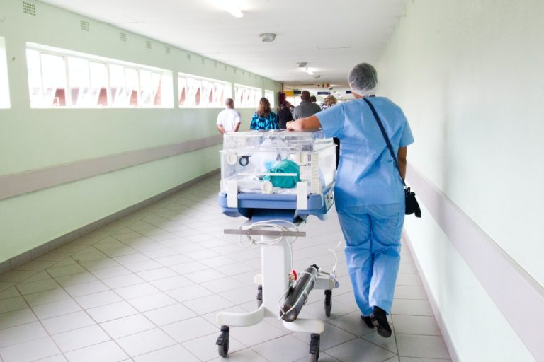 The Importance of High-Quality Footwear for Healthcare Professionals